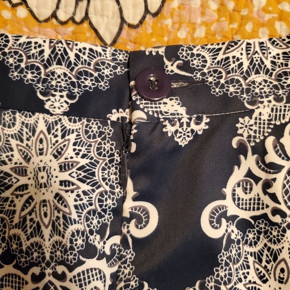 A Line Skirt - Picture 4 of 6